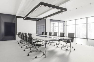 Ahşap toplantı odası. Siyah koltuklar ve uzun masa, beyaz zemin. Ofis minimalist mobilya ve projeksiyon ekranı pencereli, yan görünüşlü, 3D görüntülü