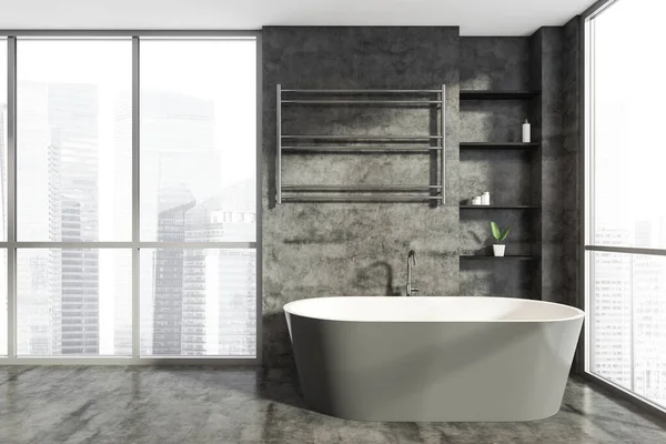 Interior Baño Con Bañera Gris Suelo Gris Toallero Calefactado Pared — Foto de Stock