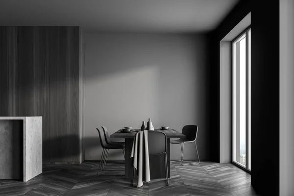 灰色厨房内部有餐桌和黑色椅子 灰色地板 配有窗户的厨房 简约的家具和碗碟 模拟空白壁面复制空间 3D渲染 — 图库照片