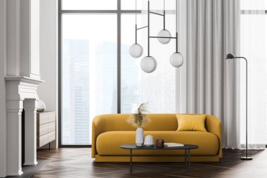 Beyaz ve ahşap bir oturma odası şömineli, gökdelenler manzaralı sarı kanepe, sehpa ve ahşap zeminde lamba. Minimalist mobilyalı misafir odası, 3 boyutlu.