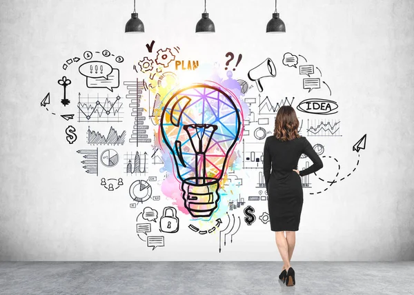 Office Woman Black Dress Looking Colourful Lightbulb Drawing Network Graphs — Photo
