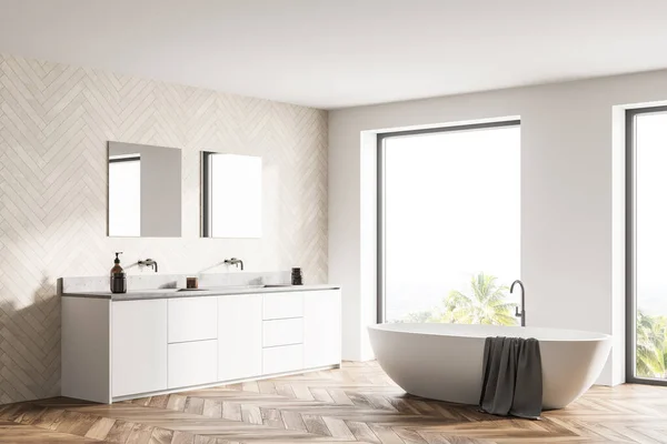 Amplio Baño Moderno Diseño Interior Tonos Madera Con Suelo Parquet —  Fotos de Stock