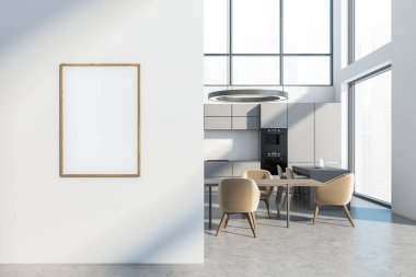 Beyaz mutfak seti, ahşap masa ve gri zeminde sandalyeler. Bar sandalyeli yemek odası ve şehir manzaralı pencere. Boşluk boş menü posterini kopyala, 3B oluşturma