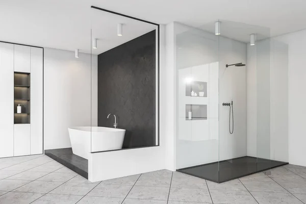 Cuarto Baño Blanco Interior Con Ducha Vidrio Estante Con Accesorios — Foto de Stock