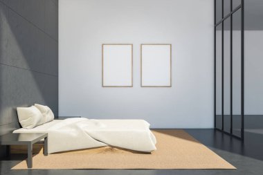 Minimalist yatak odasının beyaz duvarında iki boş model. İçi gri fayanslar ve beton zemin, cam duvar bölmesi, bej halı ve hafif çarşaf örtüsü ile kaplı. Modern tasarım konsepti. 3d oluşturma