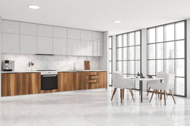 Parlak mutfak odası masa, dört sandalye, şehir gökdelen manzaralı büyük panoramik pencereler, elektrikli fırın ve döşeme. Minimalist İskandinav tasarımı kavramı. 3d hazırlayıcı