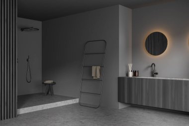 İçinde havlu, dolap, lavabo, ayna, duş ve beton zemin olan karanlık bir banyo. Sağlık için hijyenik ve spa prosedürleri kavramı. 3d hazırlayıcı