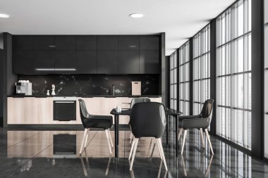 İçi masa, dört sandalye, şehir gökdeleni manzaralı büyük panoramik pencereler, elektrikli fırın ve fayans zemini olan karanlık mutfak odası. Minimalist İskandinav tasarımı kavramı. Model yap. 3d hazırlayıcı