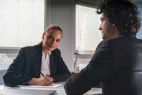 Young Businessman Smiling Attractive Businesswoman Sitting Office Workplace Making Profitable — Stock Photo, Image