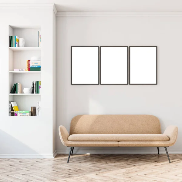 Sala Galería Interior Con Tres Carteles Blancos Vacíos Cómodo Sofá — Foto de Stock