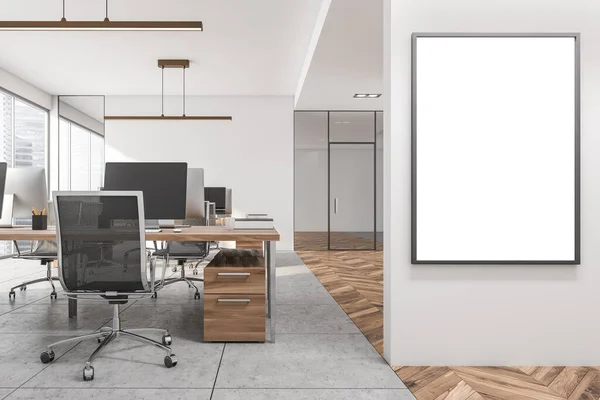 Bürozimmereinrichtung Mit Weißem Leeren Poster Panoramafenster Mit Blick Auf Den — Stockfoto