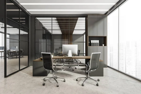 明るいコンクリート床 暗い家具 額装ガラスの壁 Led照明 背景に会議室とパノラマグレーの職場のインテリア モダンなオフィスデザインのコンセプト 3Dレンダリング — ストック写真