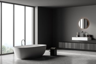 Küvetli karanlık banyo, panoramik pencere, halı, beton zemin, lavabo, yuvarlak ayna, pompa ve musluk. Sağlık için hijyenik ve spa prosedürleri kavramı. 3d oluşturma