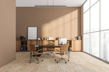Masası olan panoramik bej renkli bir ofis, üç tekerlekli sandalye, bir büfe, küçük bir ayakta duran tuval, LED doğrusal ışık ve ahşap zemin. Modern iş yeri tasarımı kavramı. Model yap. 3d oluşturma