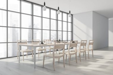 Panoramik manzaralı bir yemek odası, üç kolye lambası, sekiz sandalyeli bir açık tahta masa, bir parke zemin ve beyaz duvarlar. Modern apartman tasarımı kavramı. 3d oluşturma