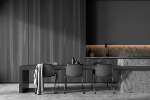 Elegante Interior Cocina Gris Oscuro Con Una Mesa Original Sillas — Foto de Stock