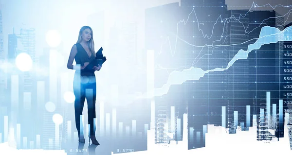 Attraktiv Affärskvinna Formell Kostym Håller Urklipp Ekonomiskt Diagram Och Diagram — Stockfoto