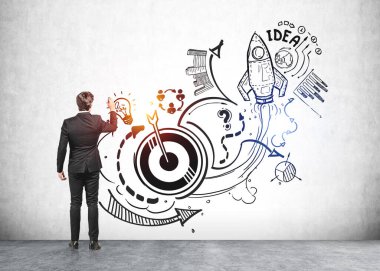 İşadamı roket fırlatma, başlatma, ampul, dünya, bar ve turta diyagramları, takım çalışması, plan ve ok ikonları ile skeç dokunuyor. Yaratıcı fikir için ilham ve hayal gücü kavramı