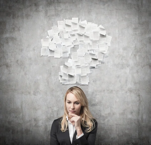 Young woman thinking — Stock Photo, Image