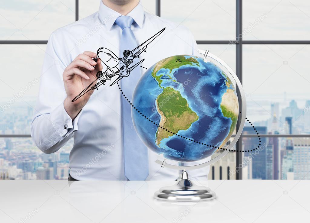 инновационные идеи. бизнесмен путешествует. деловой туризм. предприниматели сферы туризма. бизнес туризм.