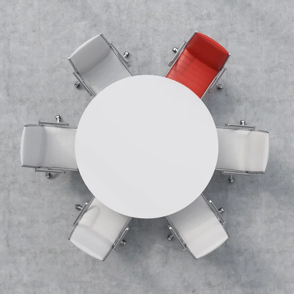 Vista superior de uma sala de conferências. Uma mesa redonda branca e uma vermelha e cinco cadeiras brancas. Interior 3D . — Fotografia de Stock