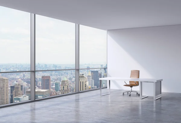 A workplace in a modern corner panoramic office in New York, Manhattan. A brown leather chair and a white table. A concept of financial consulting services. 3D rendering. — Stockfoto