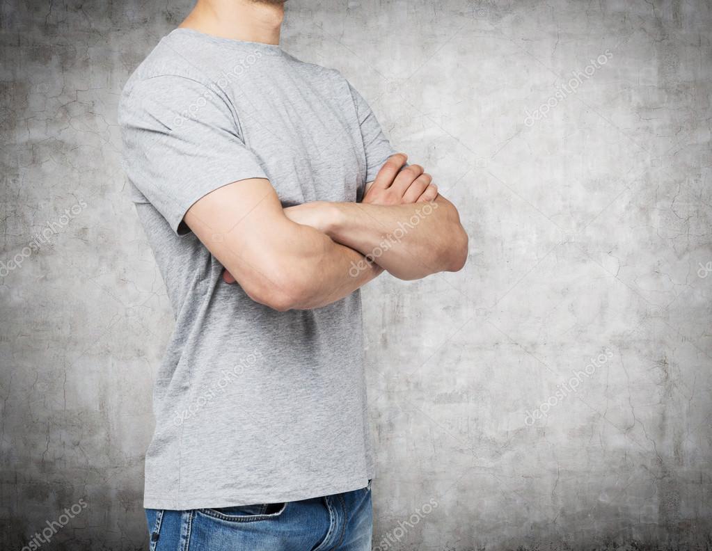 grey t shirt side view