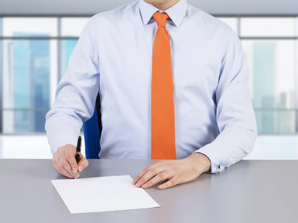 A lawyer and contract signing process. Singapore view on the background. — Stockfoto