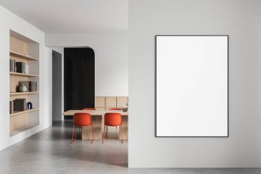 Yemek masası, kırmızı sandalyeler, ve ahşap raflar, soluk duvarda boş poster modeli, modern tasarım ve şablon konsepti. 3B Hazırlama