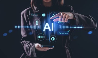 Holografik yapay zeka arayüzü ile etkileşime giren, müzik, ses ve kontrol simgeleri içeren bir kadın, karanlık bir arka planda, yaratılmış teknik yardım kavramını resmediyor.