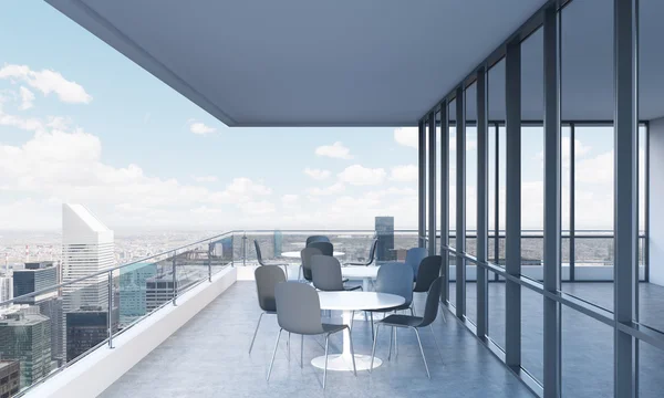 A terrace with tables and chairs in a modern panoramic building. 3D rendering. New York panoramic view on the background. — Stok fotoğraf