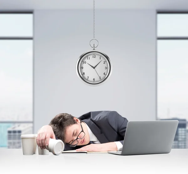 Dormire al lavoro — Foto Stock