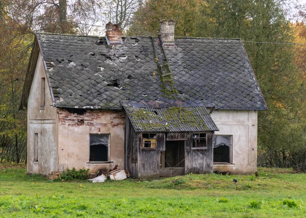 Old House Autumn Day Beautiful Colorful Autumn Background Latvia — Zdjęcie stockowe