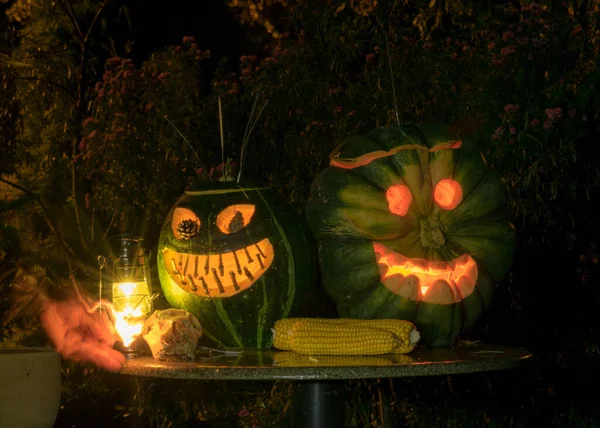 Halloween Pumpa Huvud Jack Lykta Med Brinnande Ljus Skrämmande Djup — Stockfoto