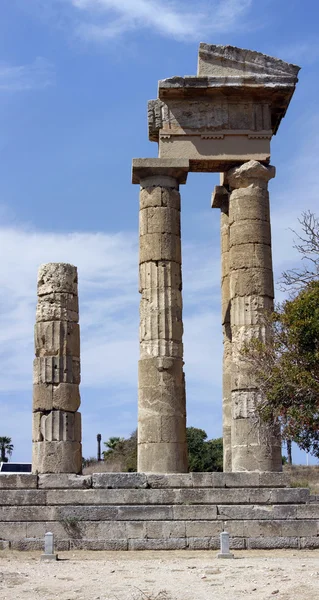 Temple of apollo in acropolis of rhodes — Stock Photo, Image