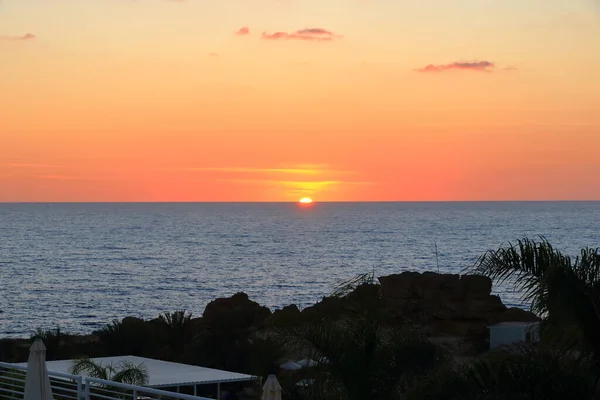 Чудовий Захід Сонця Над Морем Пафосі Кіпр — стокове фото