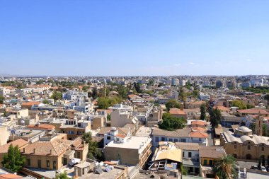 03 Ekim 2020 - NICOSIA / Kıbrıs: Dünyanın son bölünmüş başkenti olan Lefkoşa 'nın (Lefkoşa), Şaolalar' dan (veya 