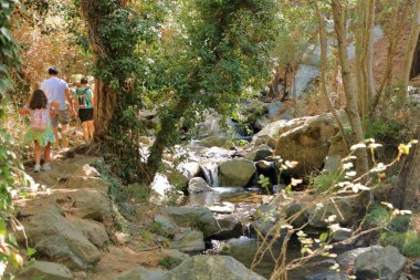 Kaledonya Şelalesi, Cythe 'deki Troodos Dağları' nda