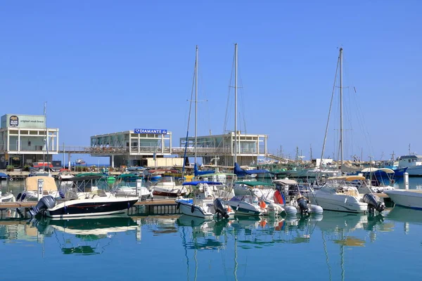 Octubre 2020 Limassol Chipre Vista Yate Puerto Pesquero — Foto de Stock