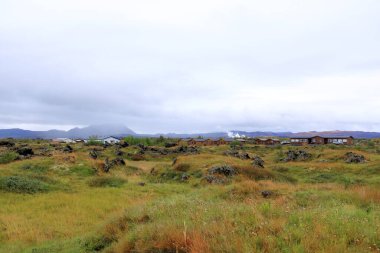 Skutustadir, Myvatn Gölü, İzlanda - 30 Ağustos 2025: Pseudo kraterleri, volkanlar ve jeotermal bölgeler çevresi