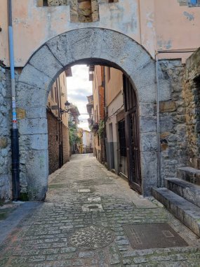 Norte İspanya 'da geleneksel Bask evleri