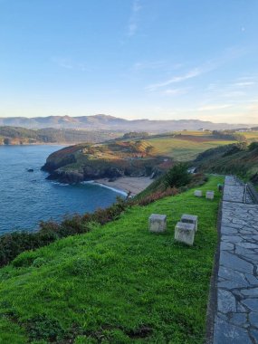 Camino Norte İspanya 'nın inanılmaz doğası. İspanyol bölgesinde Camino de Santiago Asturias.