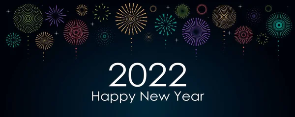Новый 2022 год на фоне разноцветных фейерверков — стоковый вектор