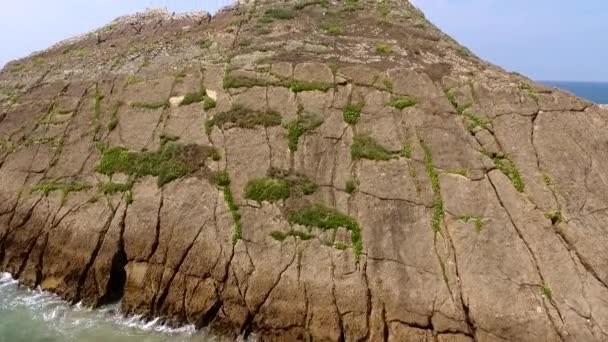 Εναέρια θέα στα βράχια του Cantabrico — Αρχείο Βίντεο