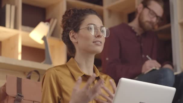 Chest Shot Young Caucasian Woman Glasses Laptop Attending Lecture Community — Stock video