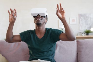 Sadece teknolojinin yeni eğilimleriyle oynamak