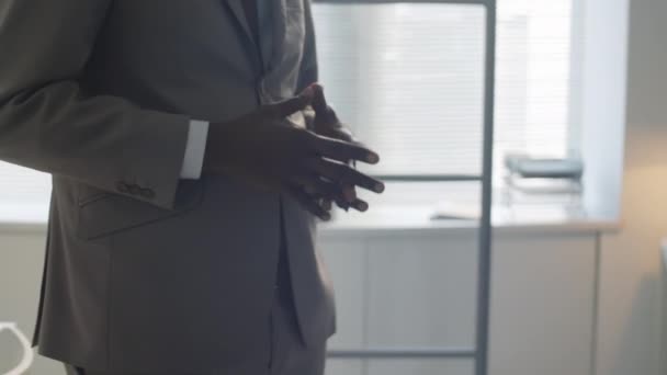 Close Midsection Shot Two Unrecognizable Multiethnic Businessmen Standing Office Having — 비디오