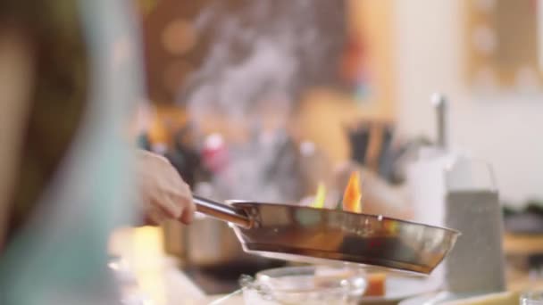 Close Selective Focus Shot Hand Unrecognizable Chef Tossing Vegetables Frying — Stock Video