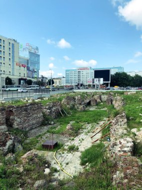 Kalininingrad, Rusya - 21 Ağustos 2020. Kaliningrad 'daki Terk Edilmiş Konsey Binası, Sovyetler Evi