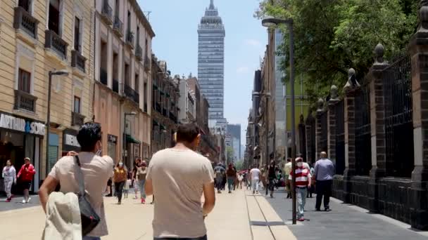 Cidade México México Junho 2021 Pessoas Andando Rua Madero Com — Vídeo de Stock